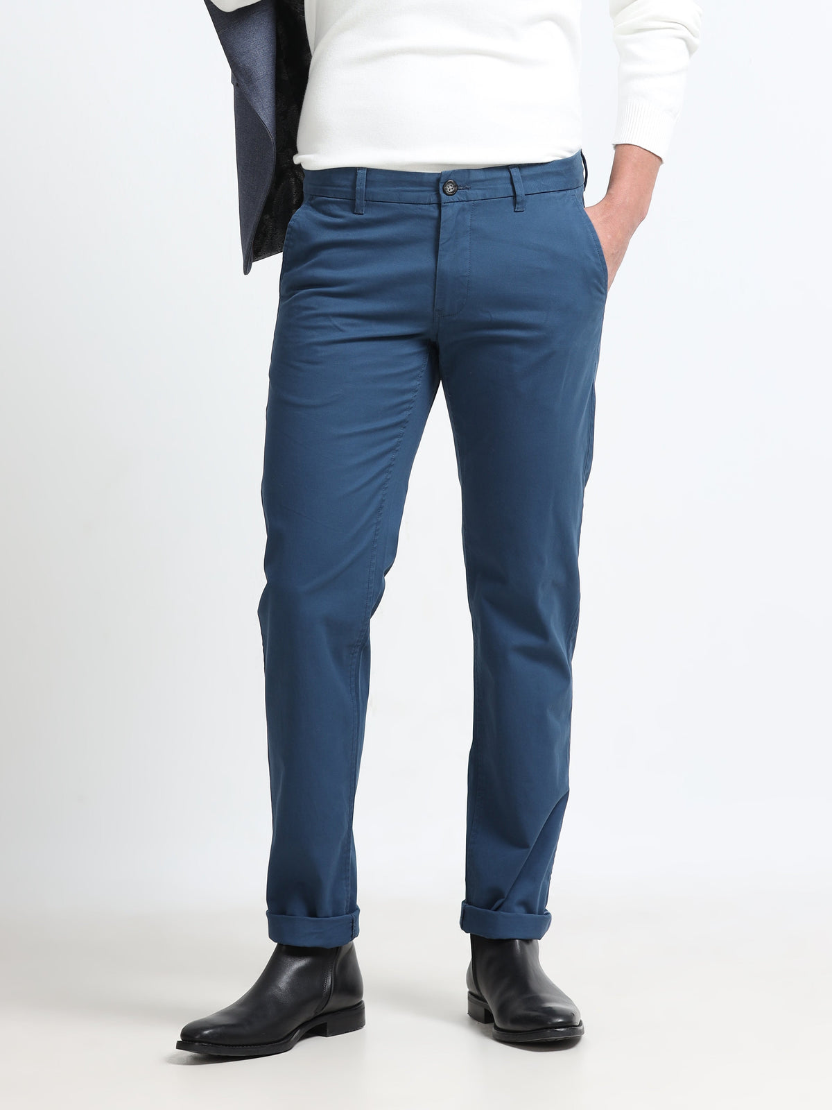 Luxury Formal Pants for Men: Combining Tailoring, Comfort, and Performance