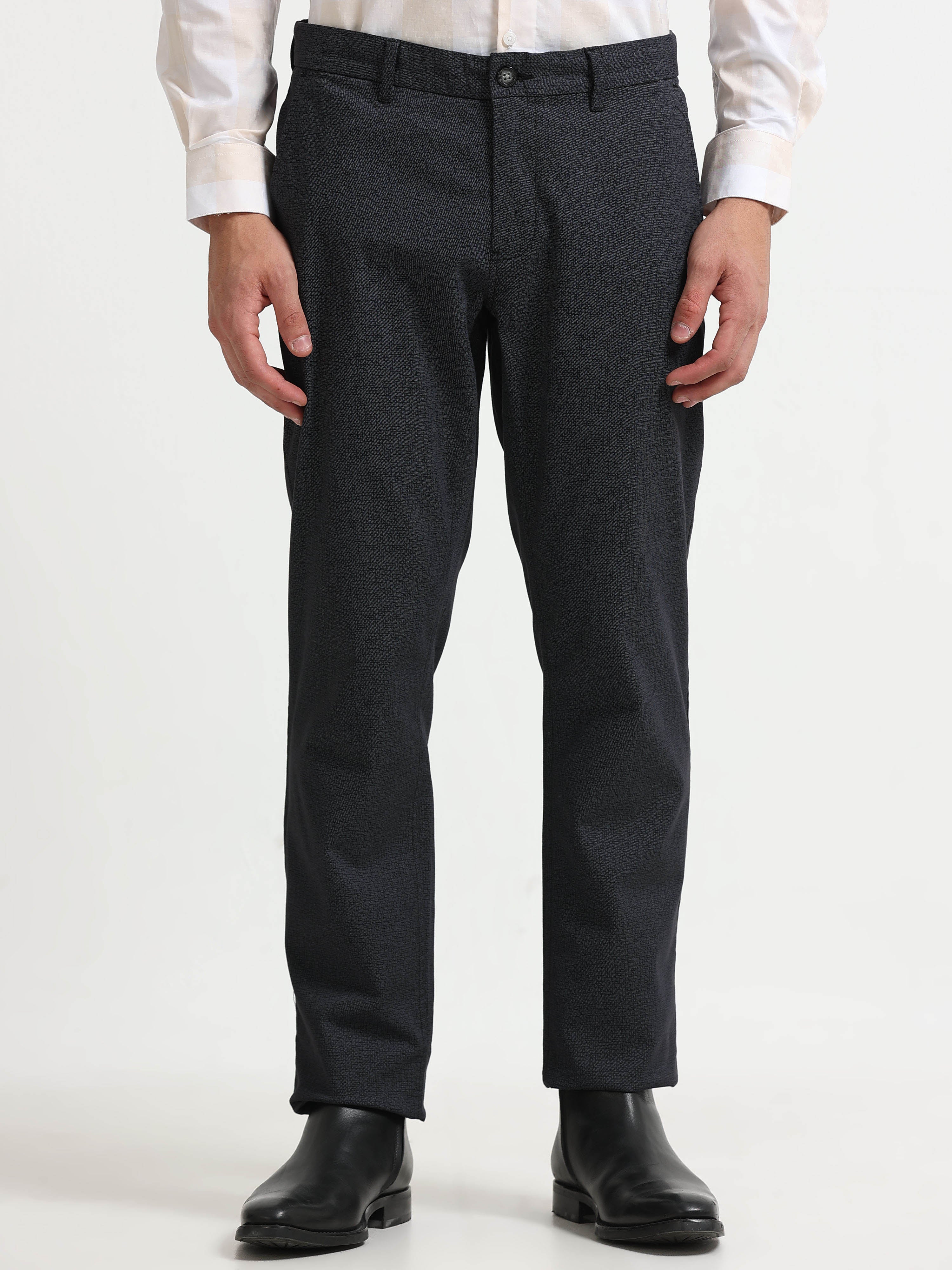 BLACK DOBBIES COTTON LYCRA BLEND TROUSER